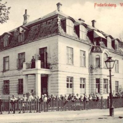  Søndre Jernbanevej 25 ca. 1910 (Fotograf: Ukendt. Lokalhistorisk Arkiv Hillerød Bibliotek)